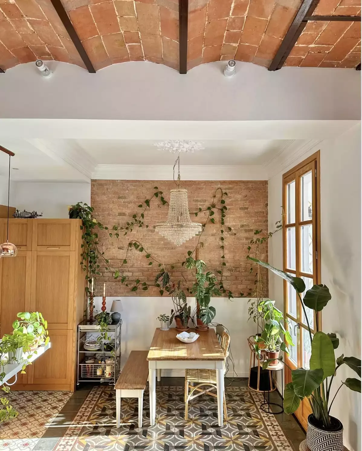 22 Creative Painted Furniture Ideas That Will Transform Your Home Decor 6 Paint the Base