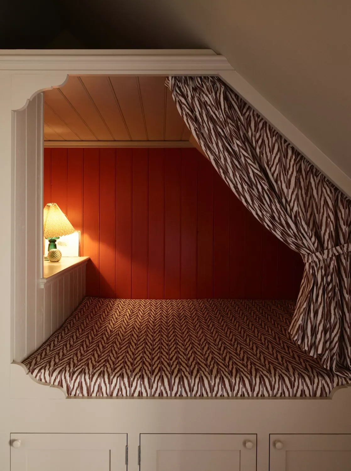 19 Stunning Red Bedroom Ideas That Will Transform Your Space 7 Paint the Bed Alcove Red