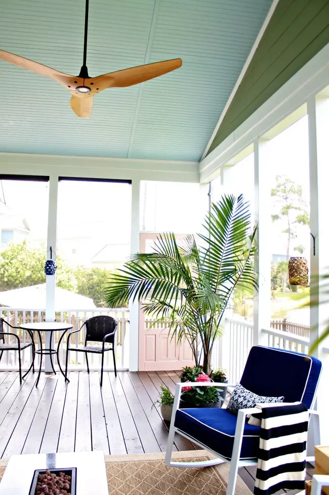 62 Stunning Screen Porch Ideas to Create the Perfect Indoor-Outdoor Retreat Paint the Porch Ceiling