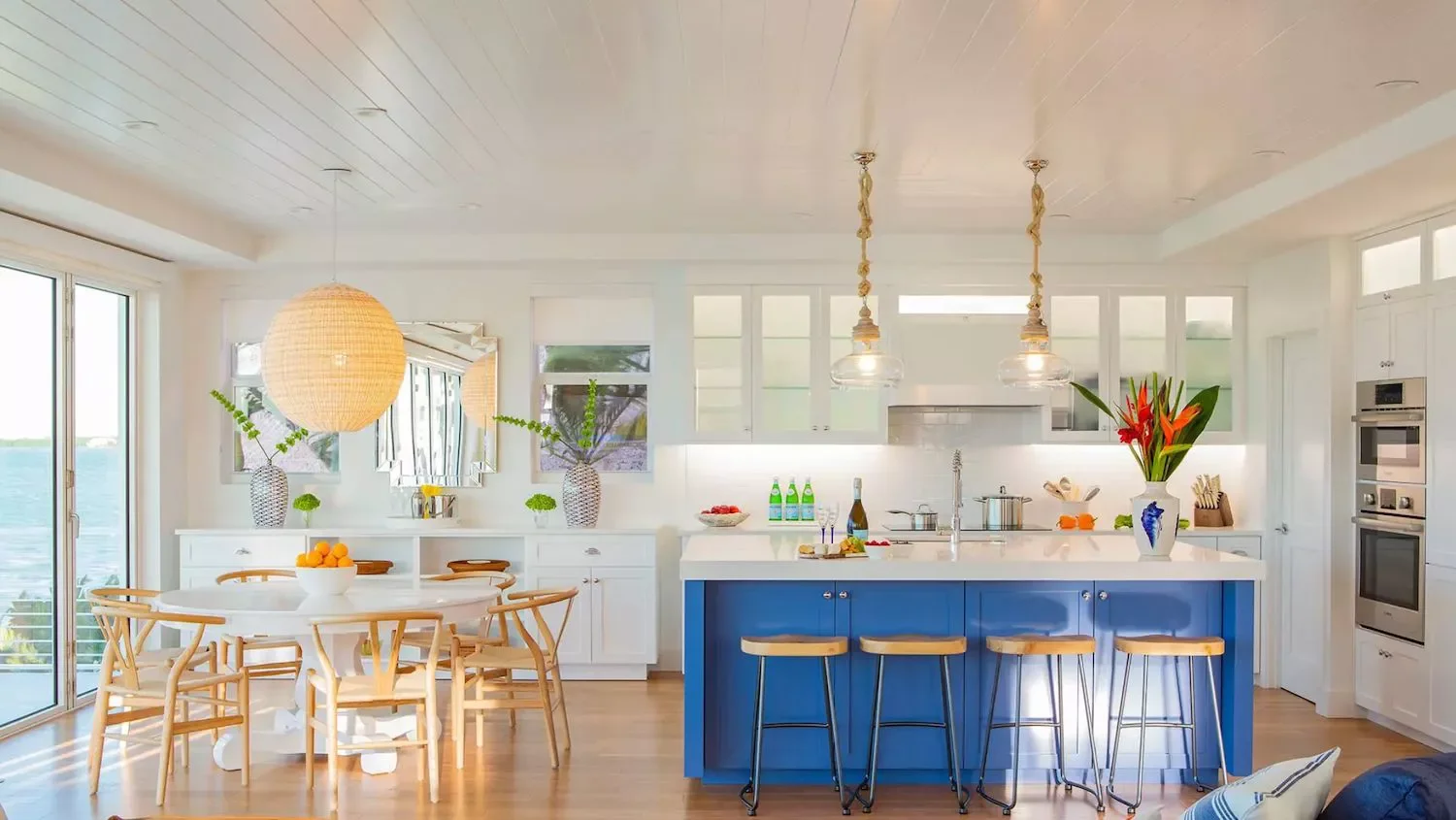 32 Stunning Blue Kitchen Design Ideas That Will Transform Your Space Painted Royal Blue Island