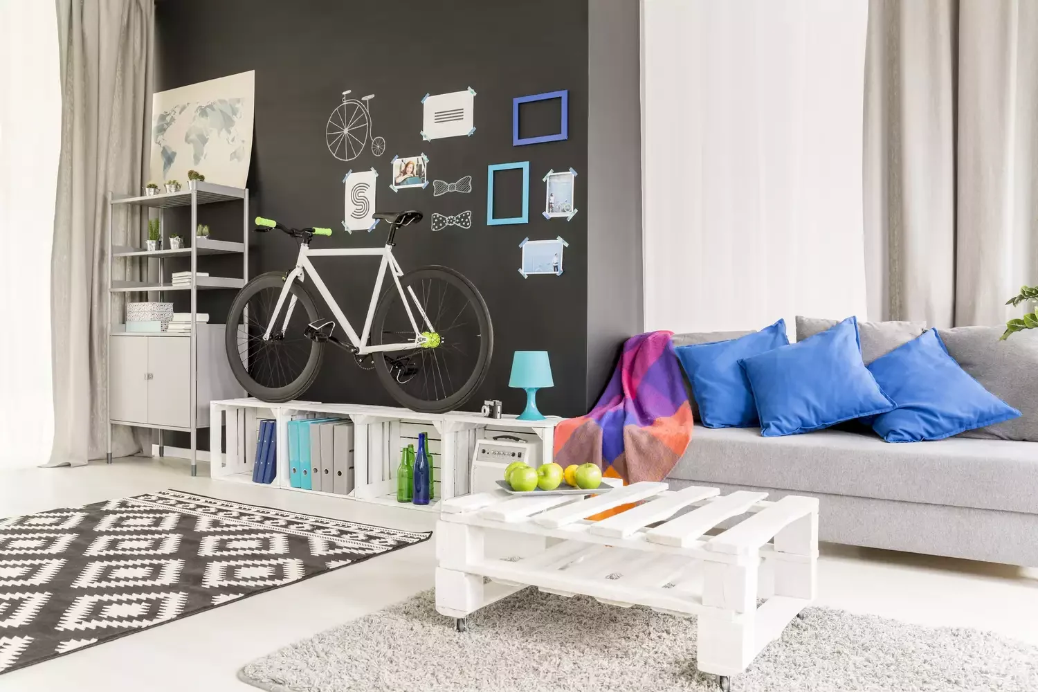 60 Creative Wood Pallet Furniture Projects That Won't Break Your Budget Painted White Coffee Table
