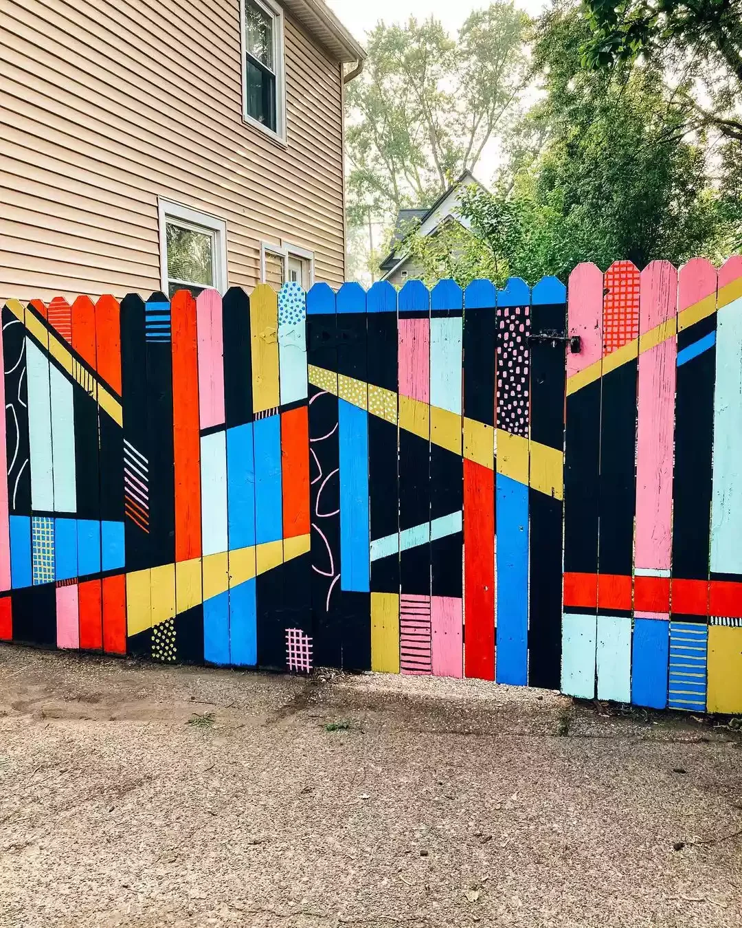 28 Budget-Friendly Privacy Fence Solutions That Transform Your Outdoor Space Painted Wood Fence Mural