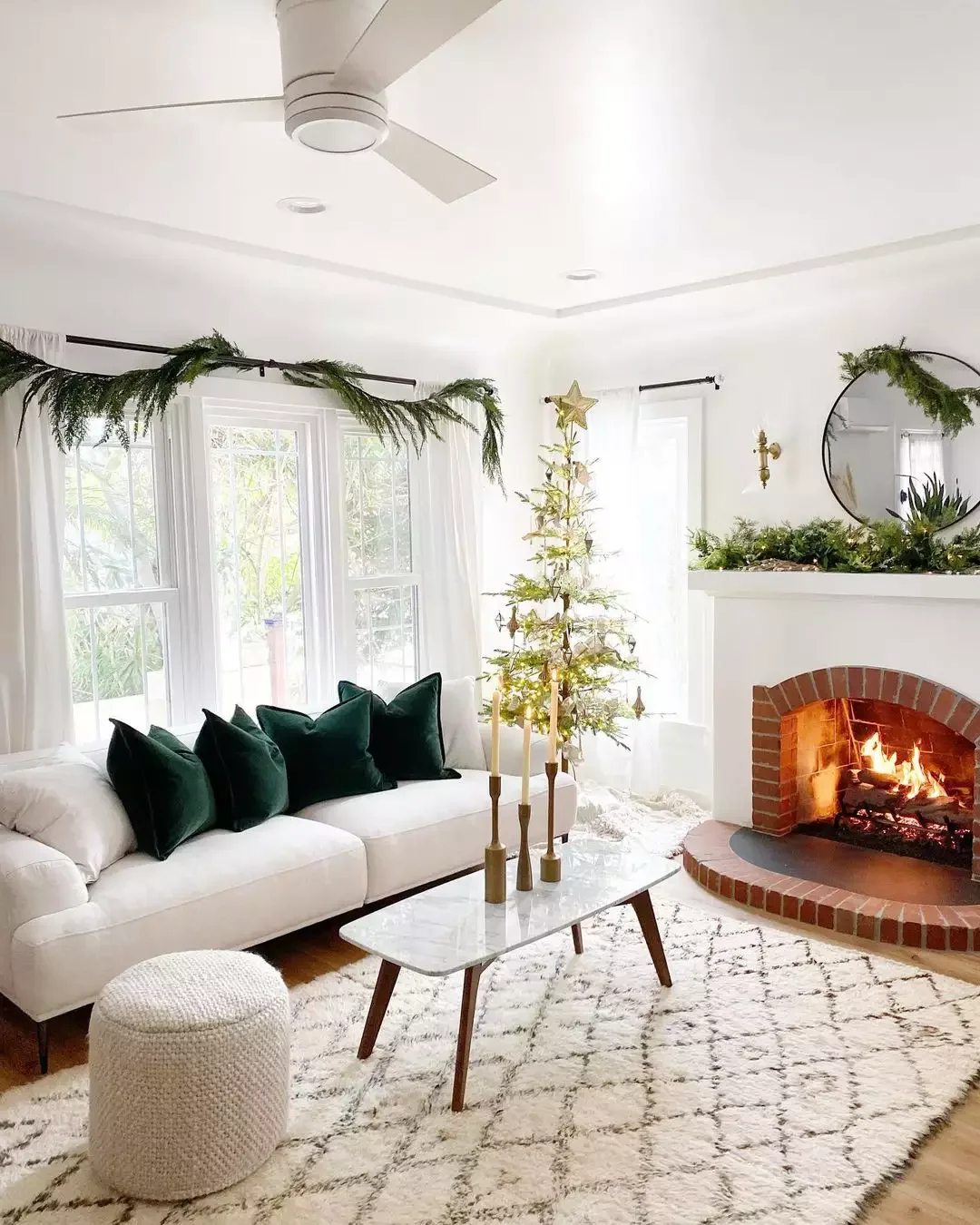 115 Stunning Christmas Decorating Ideas to Transform Your Home This Holiday Season Pair Green and Gold