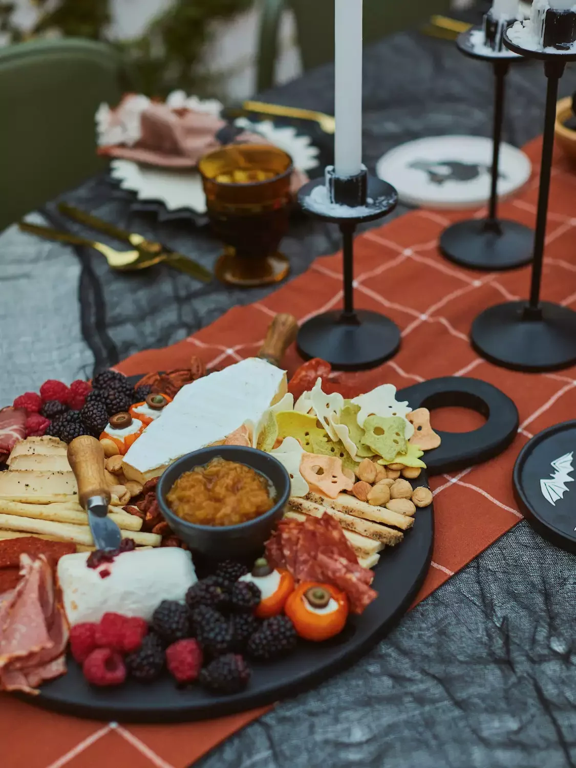 78 Beautiful Fall Table Decorating Ideas to Transform Your Seasonal Celebrations 72 Pair Rust and Black
