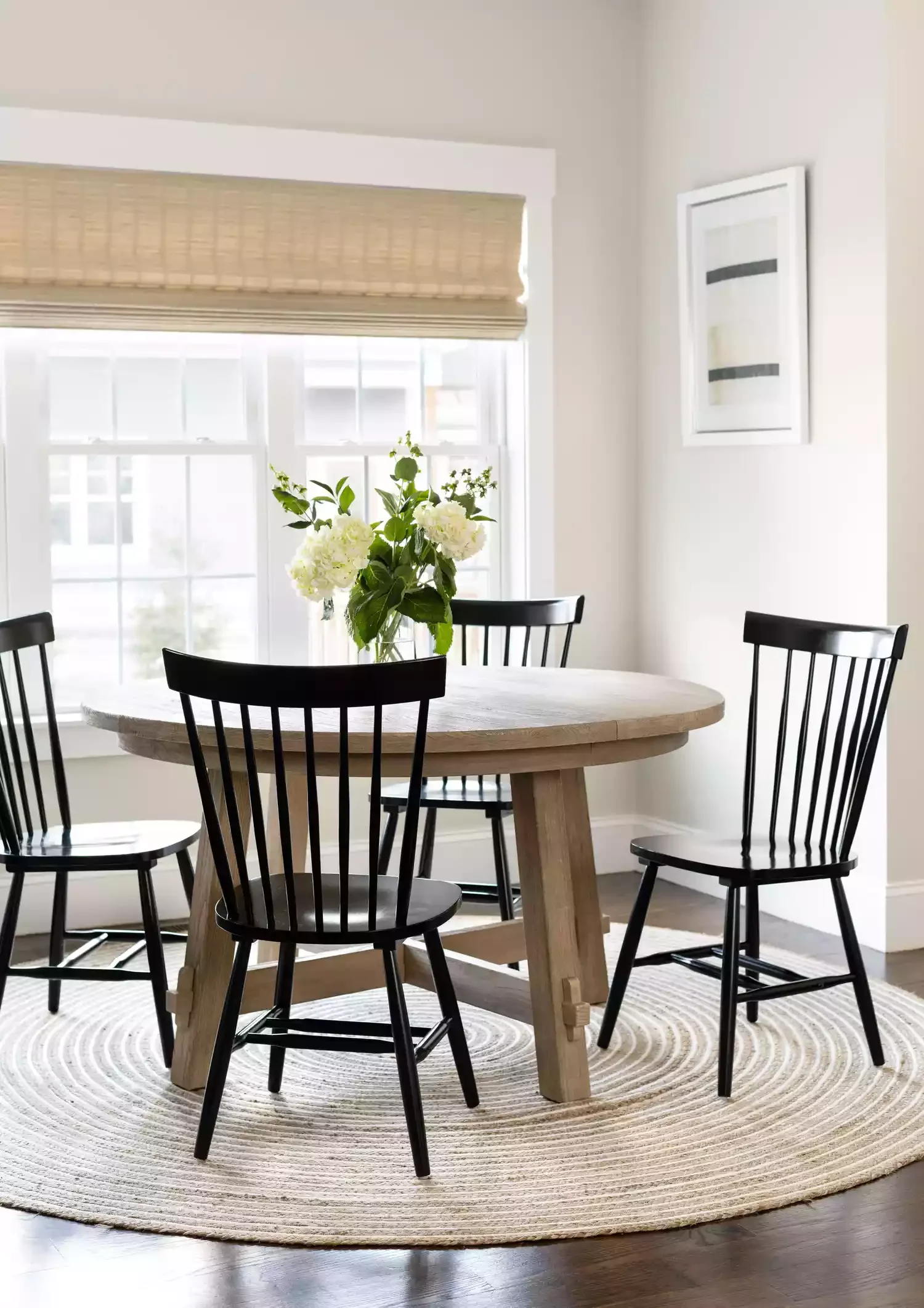 98 Stunning Dining Room Ideas to Transform Your Entertainment Space Pair a Round Table and Rug