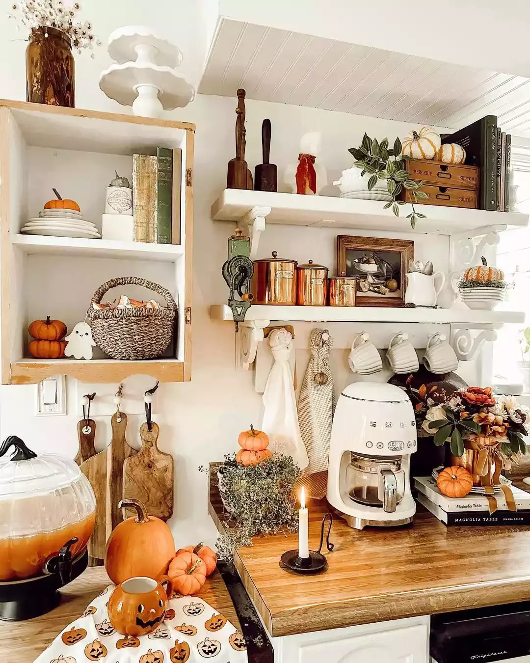 50 Stunning Fall Decorating Ideas That'll Make Your Home Feel Like Autumn Magic 22 Pairs of Pumpkins