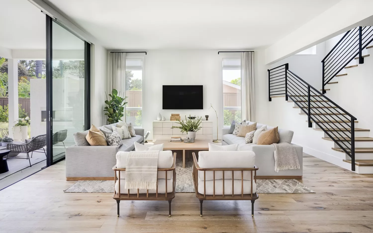 43 Stunning Gray Living Room Ideas That Create the Perfect Serene Haven 26 Pale Gray Sofas