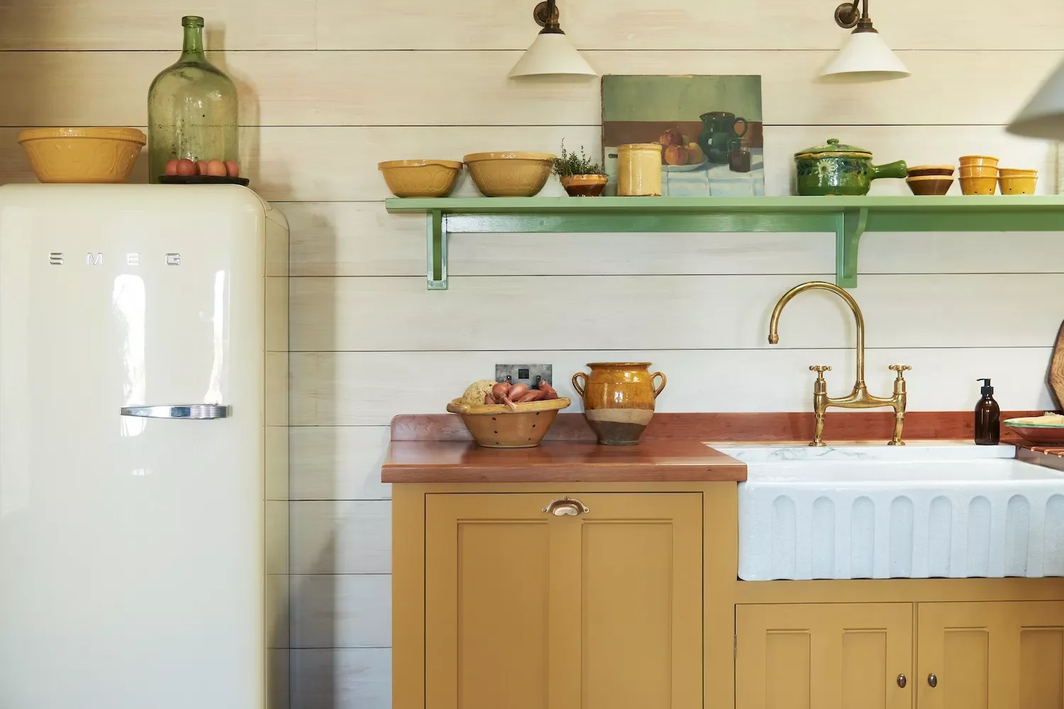 28 Stunning Shiplap Backsplash Ideas That'll Transform Your Kitchen 15 Pale Wood Shiplap
