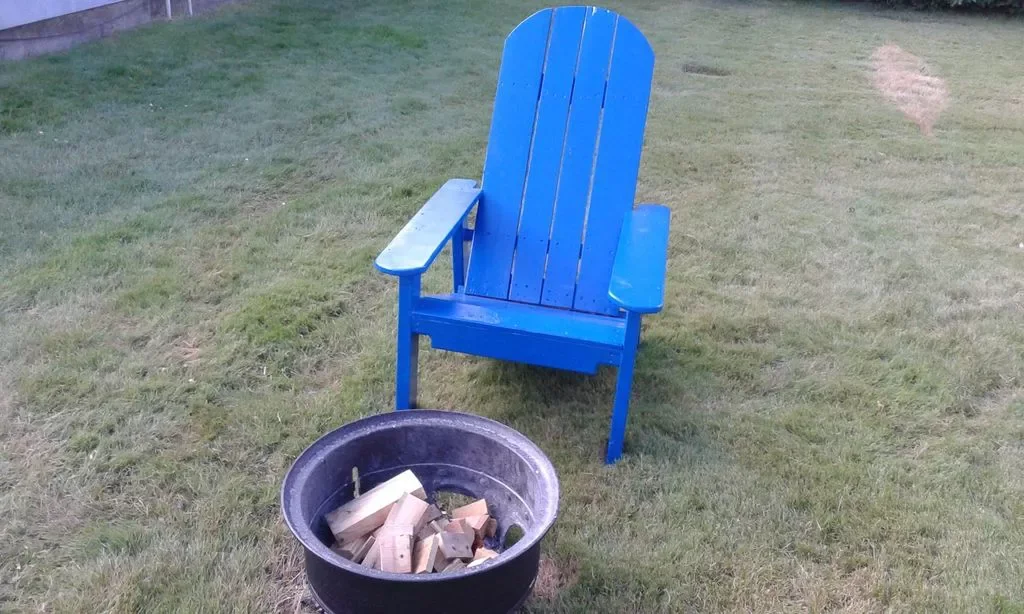 60 Creative Wood Pallet Furniture Projects That Won't Break Your Budget Pallet Adirondack Chair