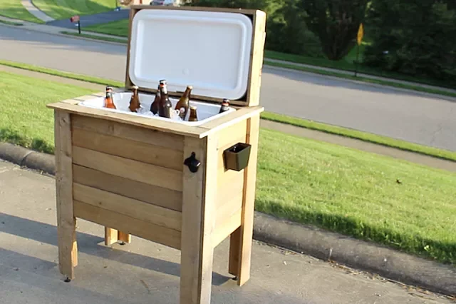 60 Creative Wood Pallet Furniture Projects That Won't Break Your Budget Pallet Cooler Holder