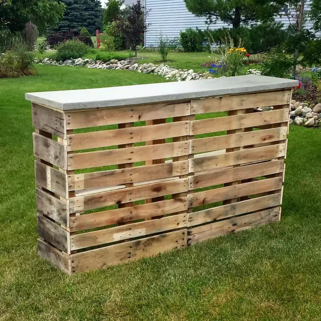 60 Creative Wood Pallet Furniture Projects That Won't Break Your Budget Pallet Patio Bar with Concrete Top