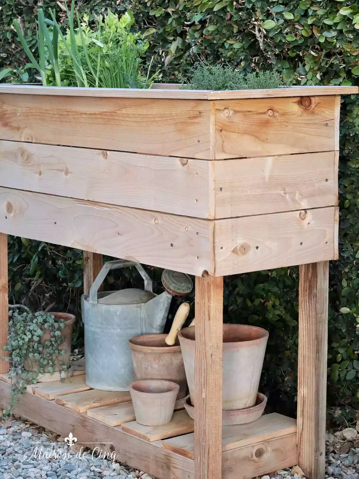 60 Creative Wood Pallet Furniture Projects That Won't Break Your Budget Pallet Wood Planter Box