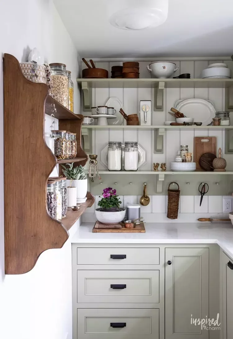 36 Kitchen Pantry Ideas That Look Amazing Pantry Peg Railing Storage