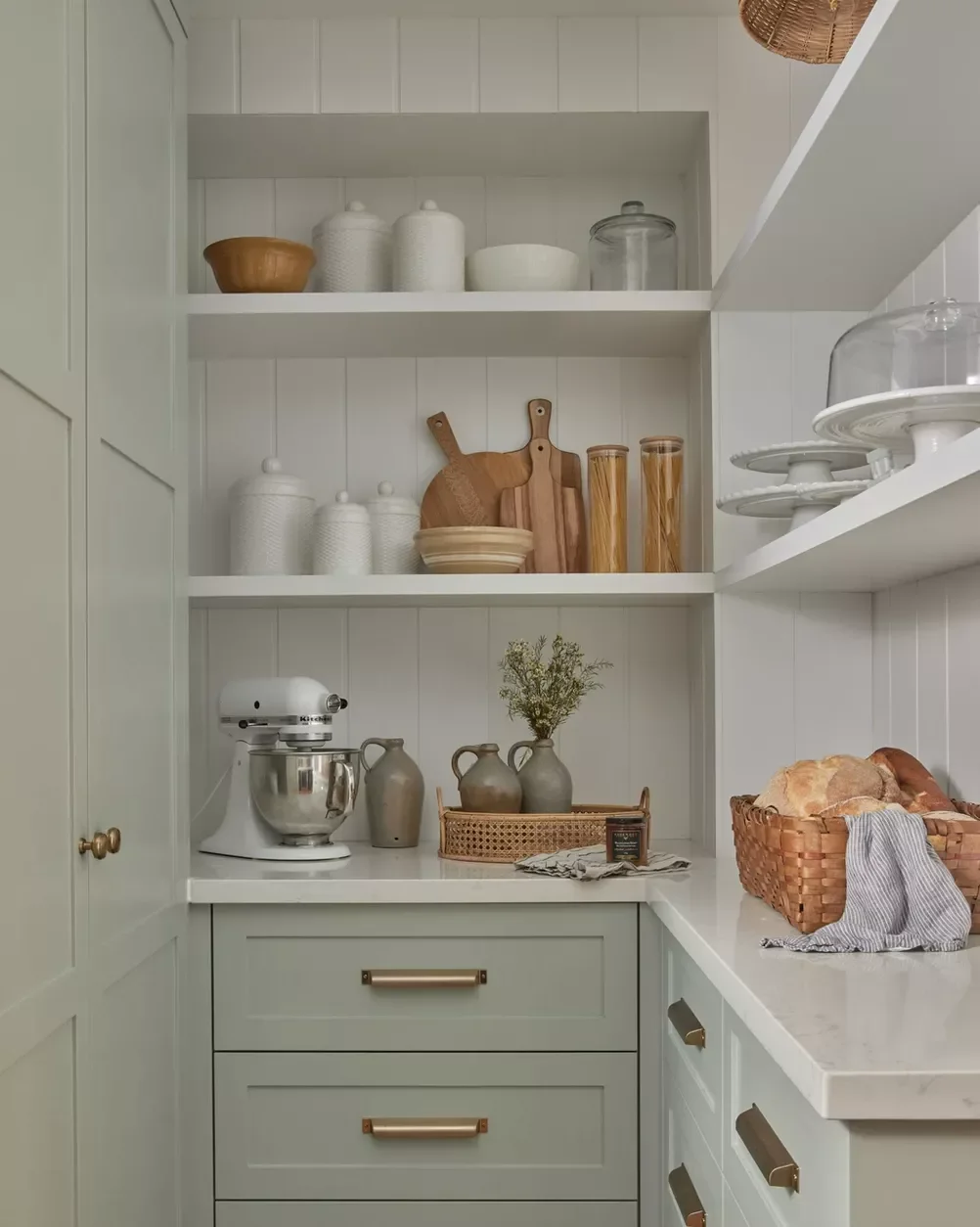 36 Kitchen Pantry Ideas That Look Amazing Pantry Wall Panels