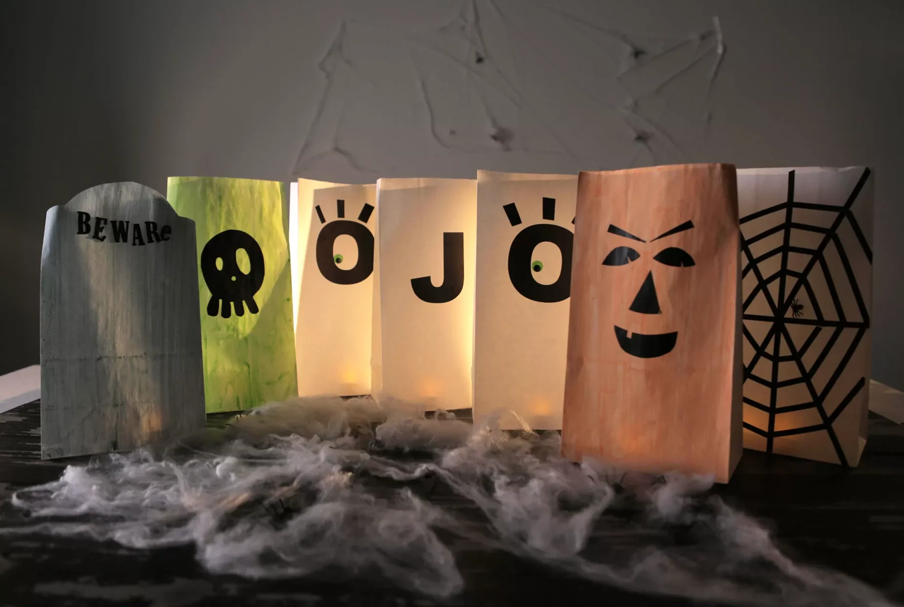 56 Creative DIY Halloween Decorations for Outdoor Spaces 32 Paper Bag Lanterns
