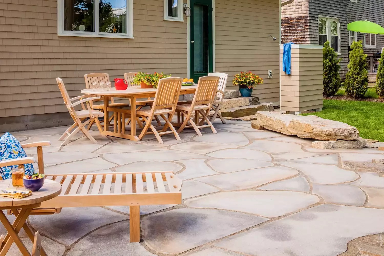 34 Stunning Outdoor Shower Ideas to Transform Your Backyard Oasis 16 Patio Outdoor Shower