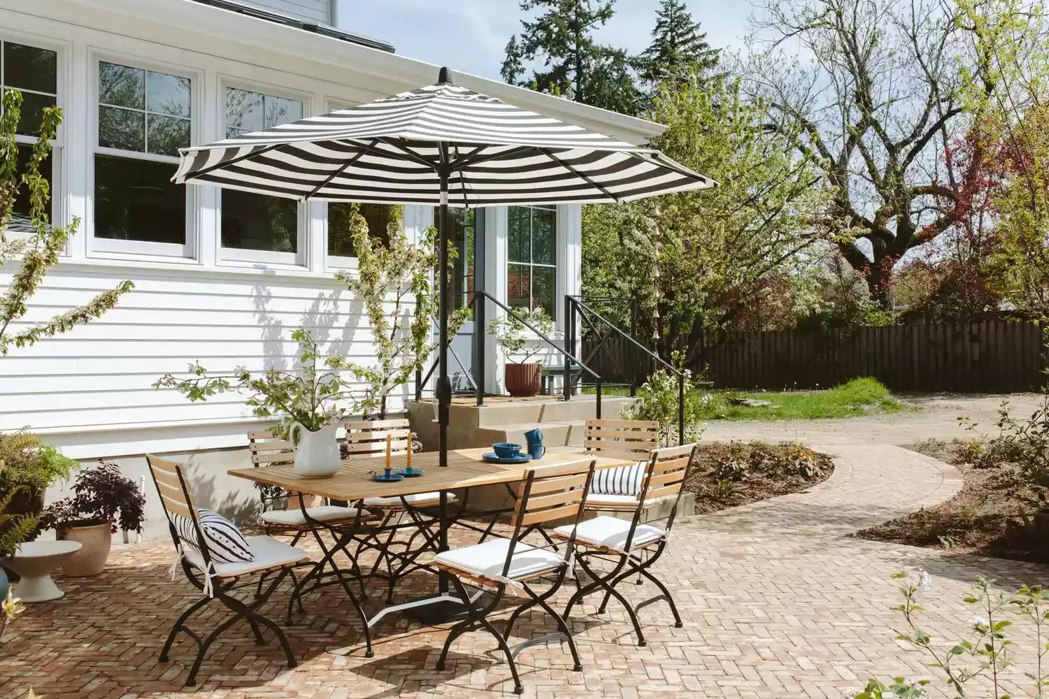 27 Gorgeous Garden Pathway Ideas to Transform Your Outdoor Space Patio Pavers