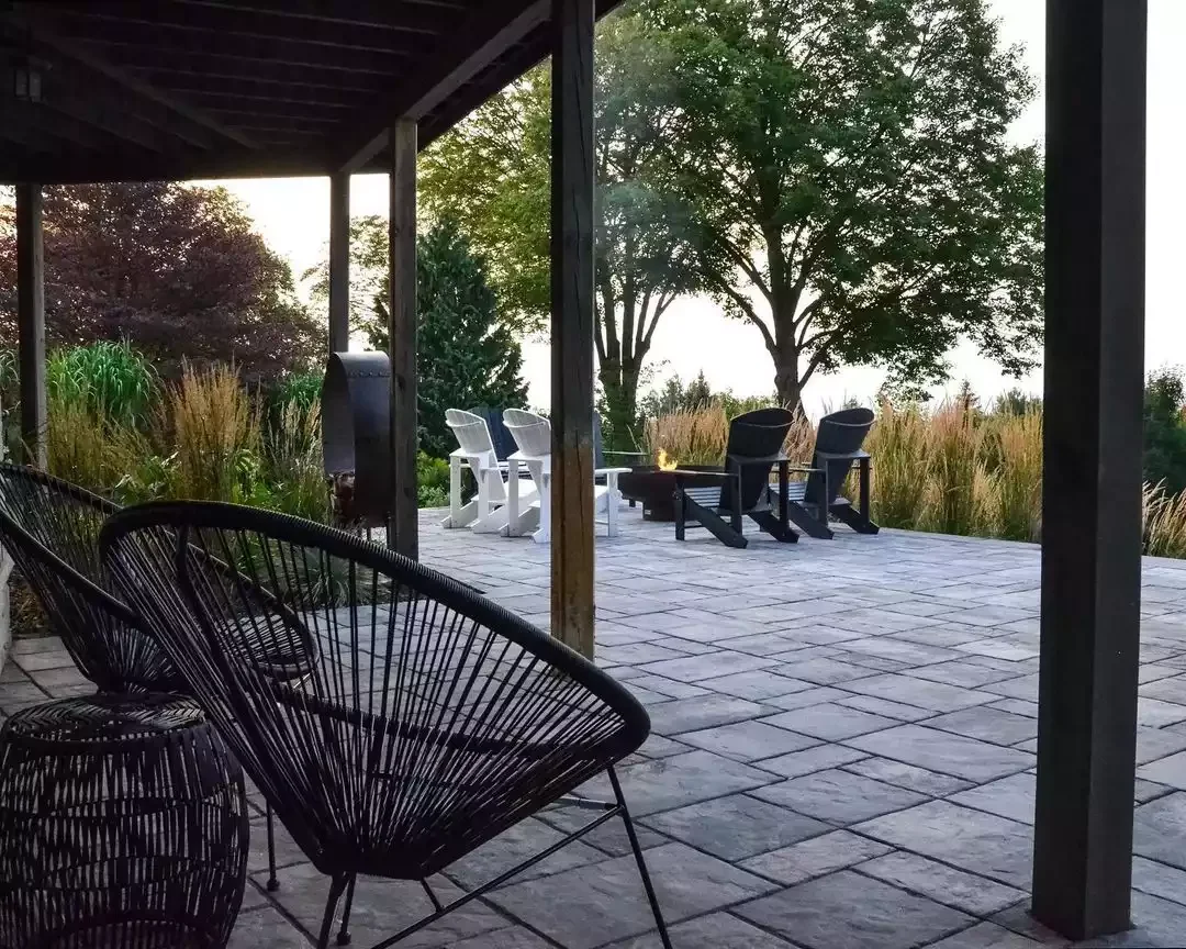 26 Stunning Stone Patio Designs Perfect for Every Outdoor Space 25 Patio With Flagstone Pavers