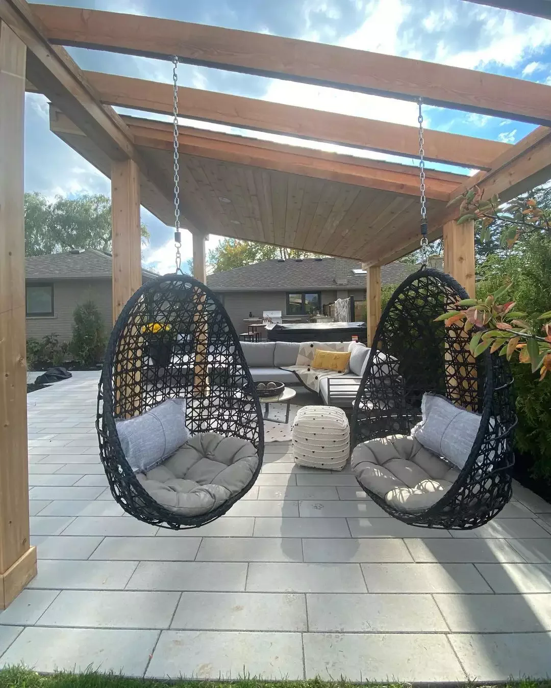 26 Stunning Stone Patio Designs Perfect for Every Outdoor Space 17 Patio With Natural Granite Pavers