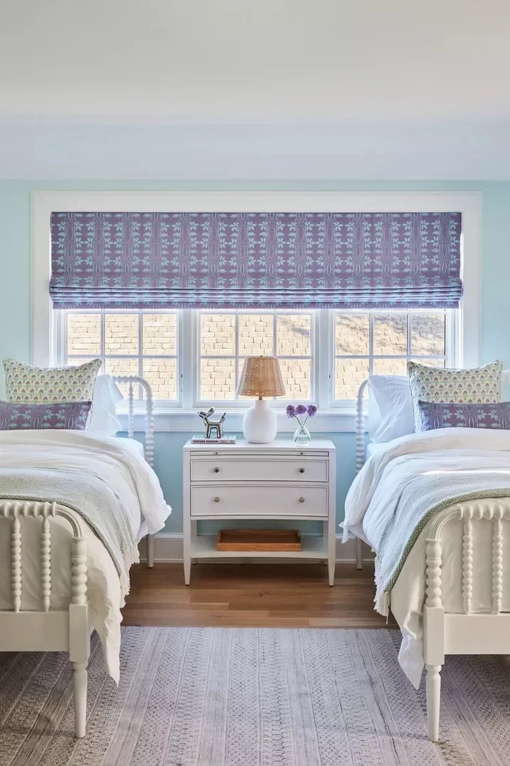 25 Fresh Window Treatment Ideas That'll Transform Every Room in Your Home 23 Patterned Roman Shade
