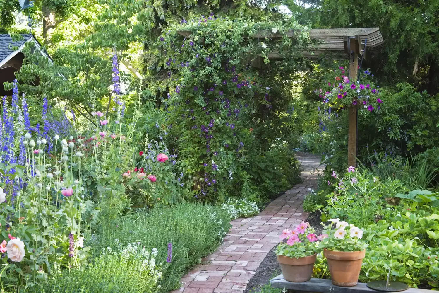 Pave an Inviting Path