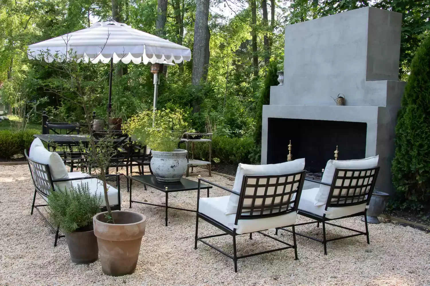 26 Stunning Stone Patio Designs Perfect for Every Outdoor Space 7 Pea Gravel Stone Patio