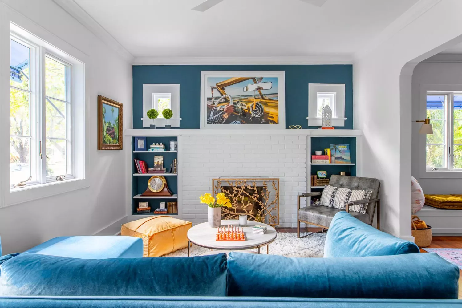 22 Stunning Blue Wall Ideas That Will Transform Your Home 7 Peacock Blue Built-Ins Wall
