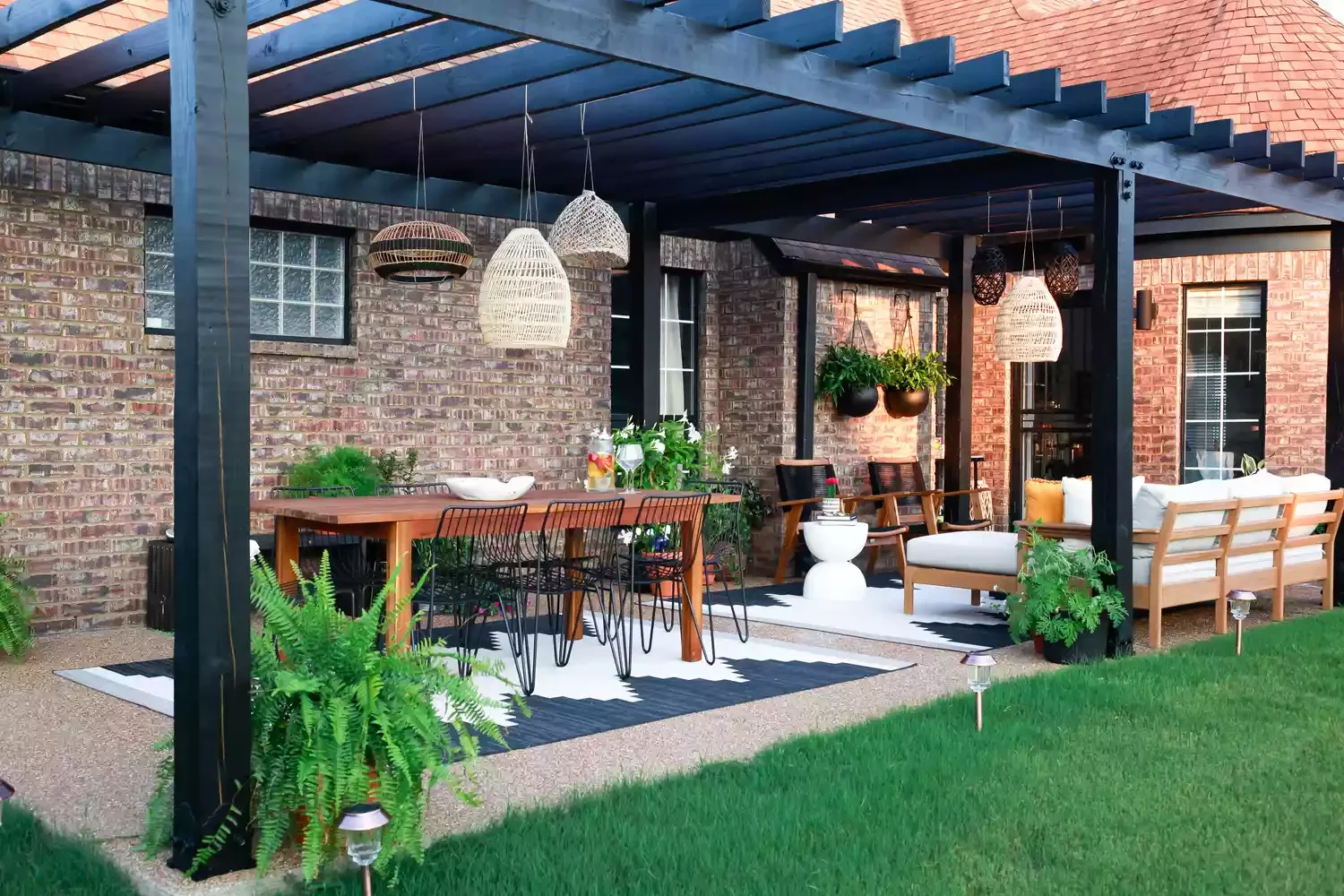 26 Backyard Lighting Ideas That Completely Transform Outdoors Pergola Pendant Lights