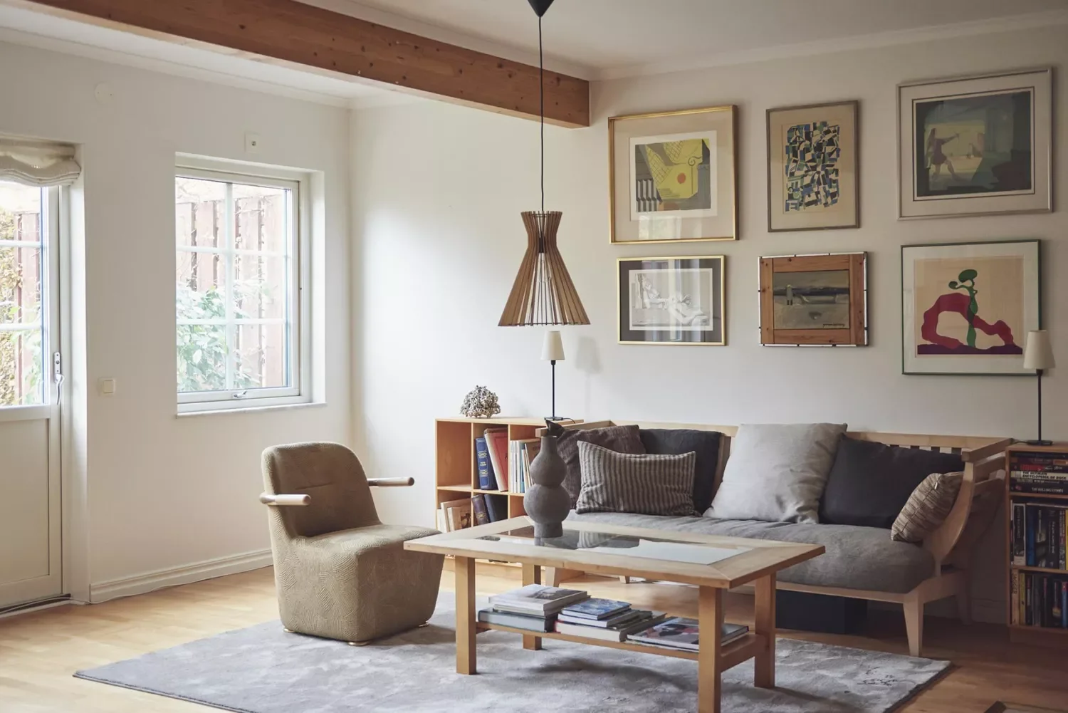 21 Cozy Scandinavian Winter Ideas That Transform Living Rooms Personalize Walls With Art