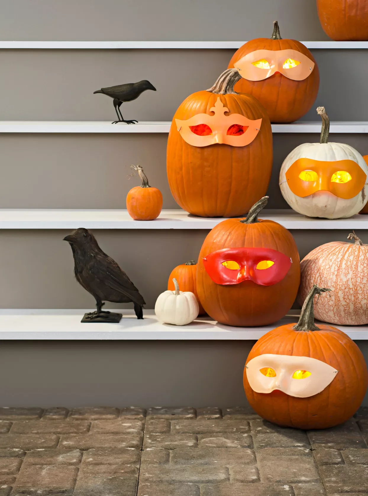56 Creative DIY Halloween Decorations for Outdoor Spaces 40 Phantom of the Opera Pumpkins