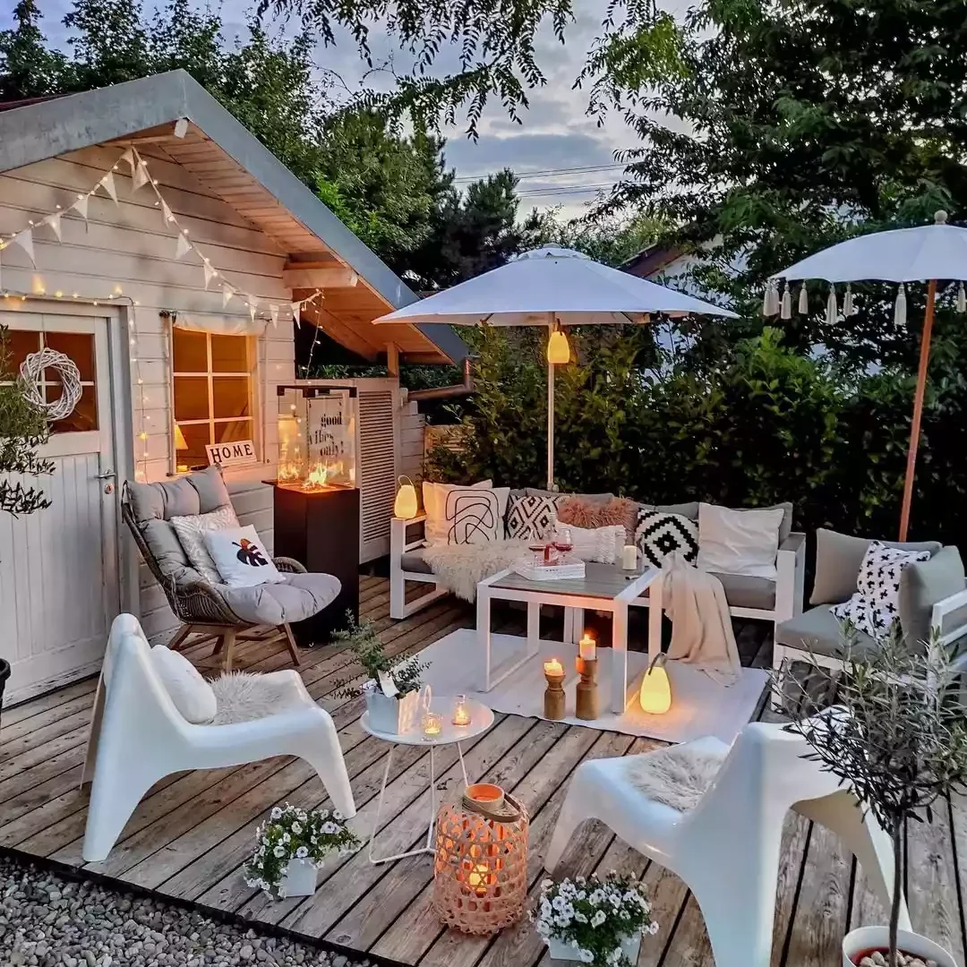 25 Outdoor Seating Ideas That'll Make You Want to Live Outside 19 Pick Your Favorite Seat
