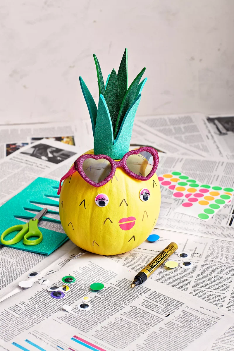 18 Creative Mini Pumpkin Painting Ideas for Autumn Decor 1 Pineapple Pumpkin