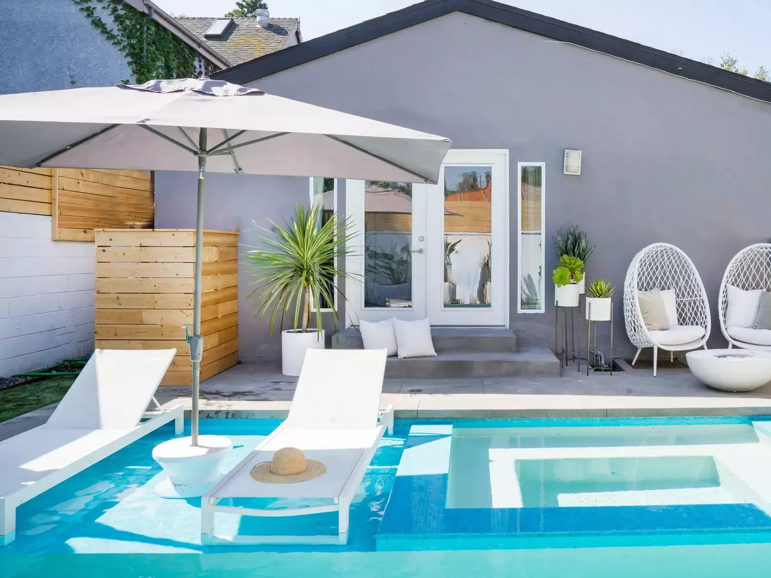 21 Creative Ways to Add Shade Around Your Pool Area 10 Place an Umbrella in It