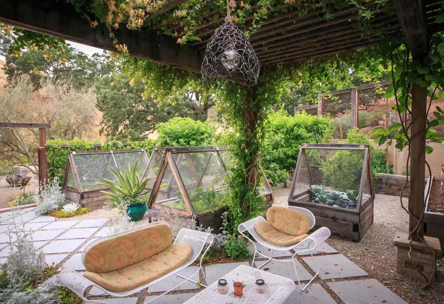 50 Stunning Patio Cover Ideas to Transform Your Outdoor Space Plant Some Climbing Vines
