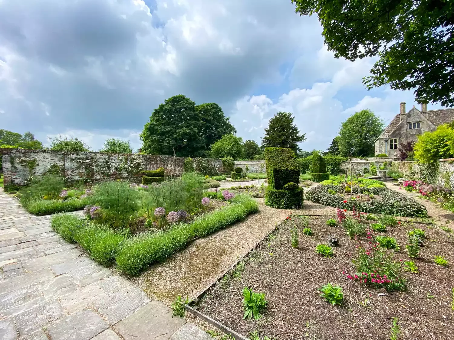 37 Creative Herb Garden Ideas to Transform Your Indoor and Outdoor Spaces Plant a Formal Herb Garden