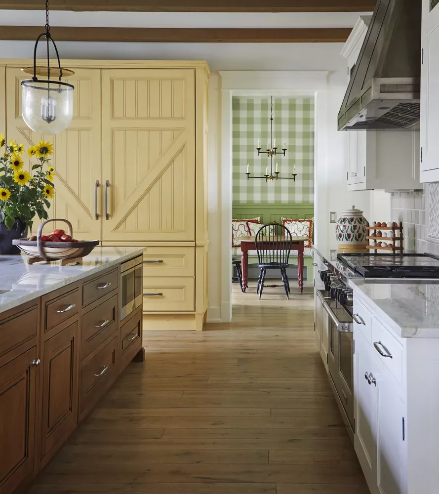 32 Modern Farmhouse Kitchen Ideas That'll Transform Your Cooking Space Play With Brights