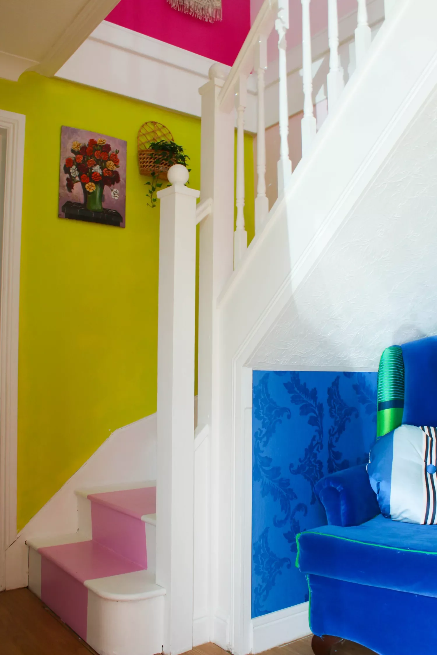 30 Creative Staircase Wall Decorating Ideas That Will Transform Your Space 23 Play With Paint