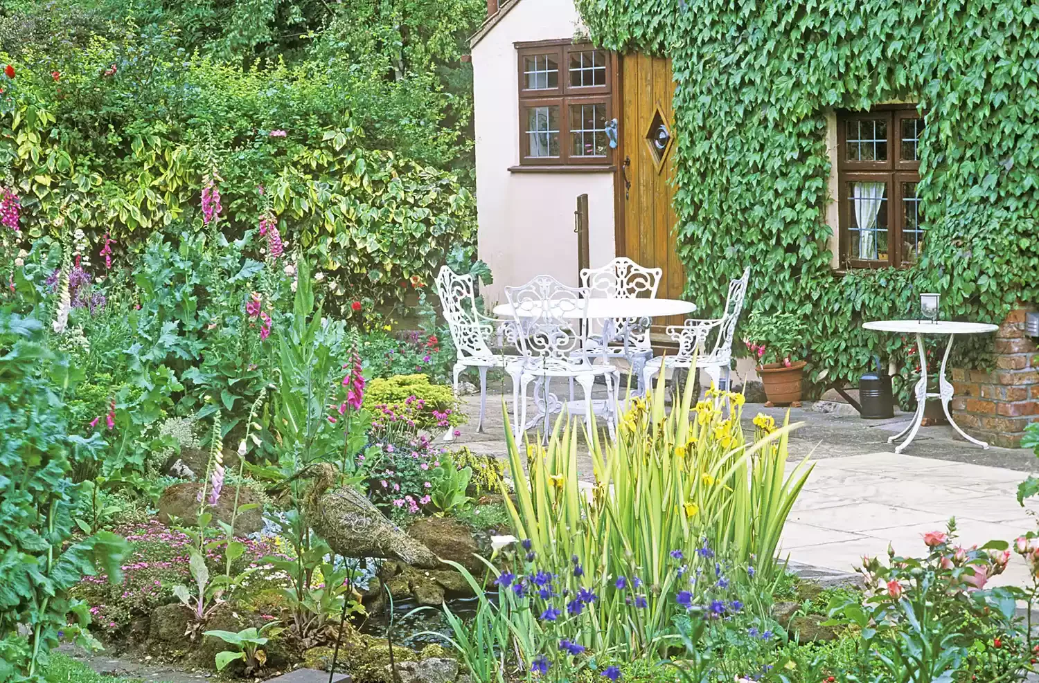 Play With Vertical Garden Space