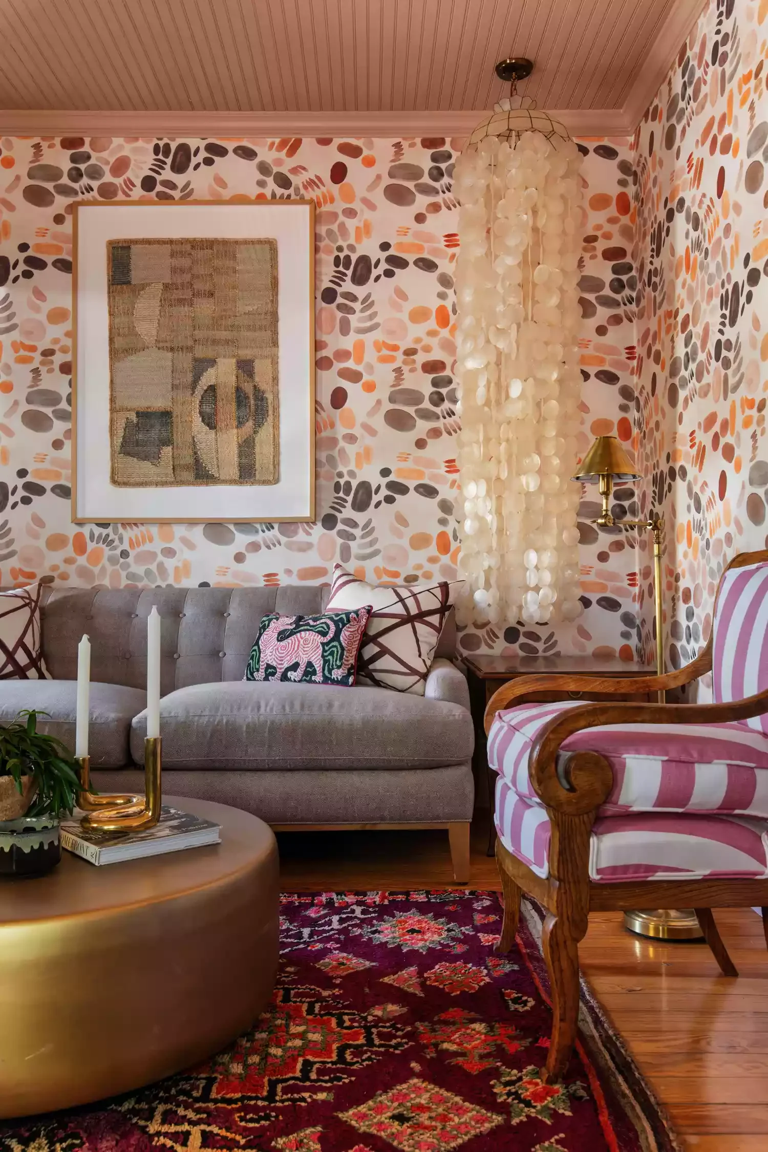 35 Stunning Living Room Wallpaper Ideas to Transform Your Space 30 Playful Yet Mature