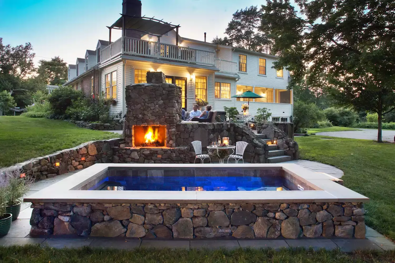 37 Stunning Plunge Pool Designs to Transform Your Backyard Into a Cool Summer Retreat 19 Plunge Pool Lighting