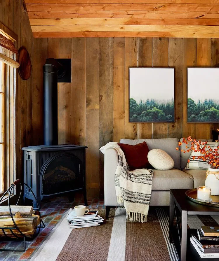 33 Autumn Living Room Ideas That'll Make Your Space Feel Incredibly Cozy 10 Plush Velvet Accessories