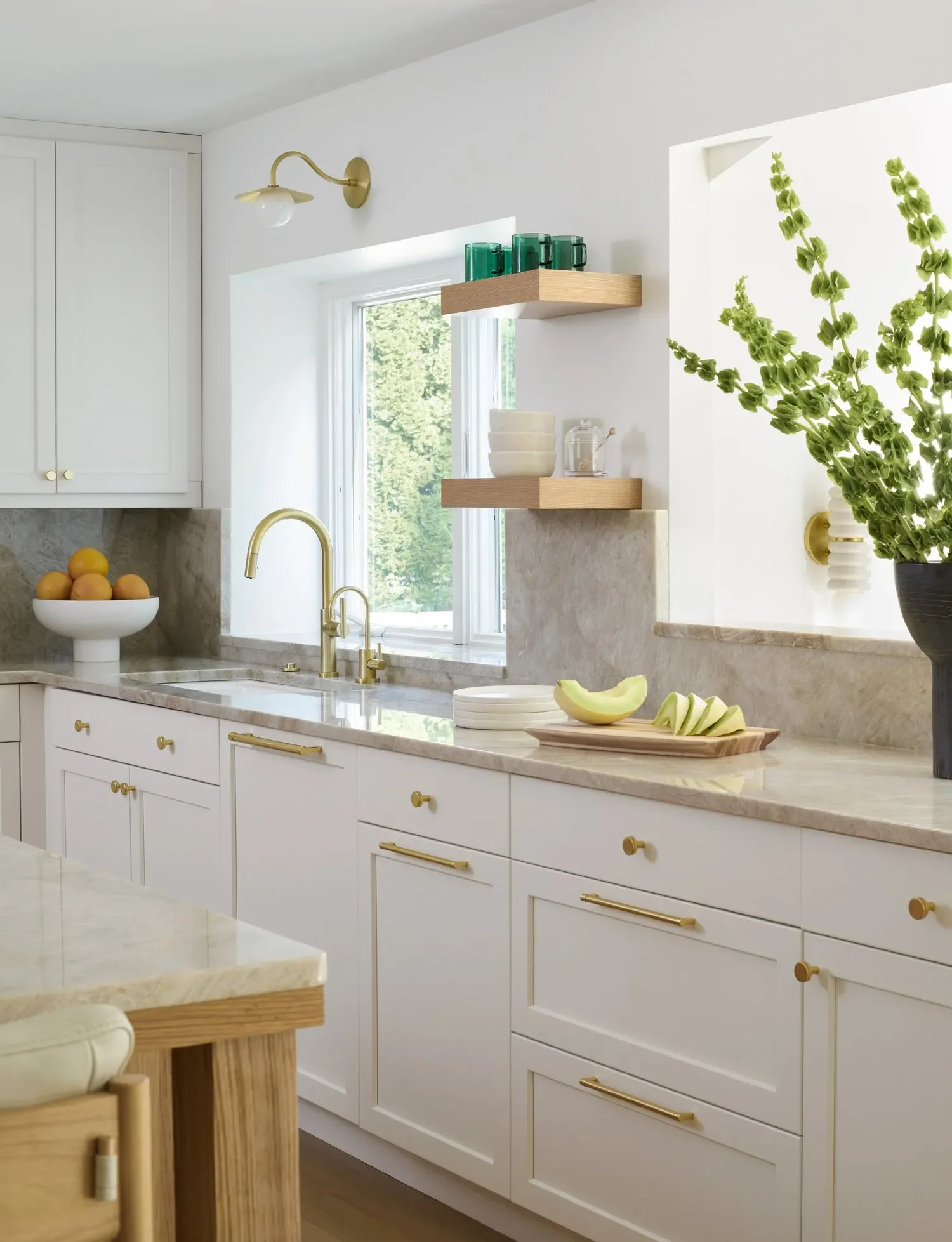 30 White Kitchen Cabinet Ideas That Will Always Be in Style Polished Brass Hardware