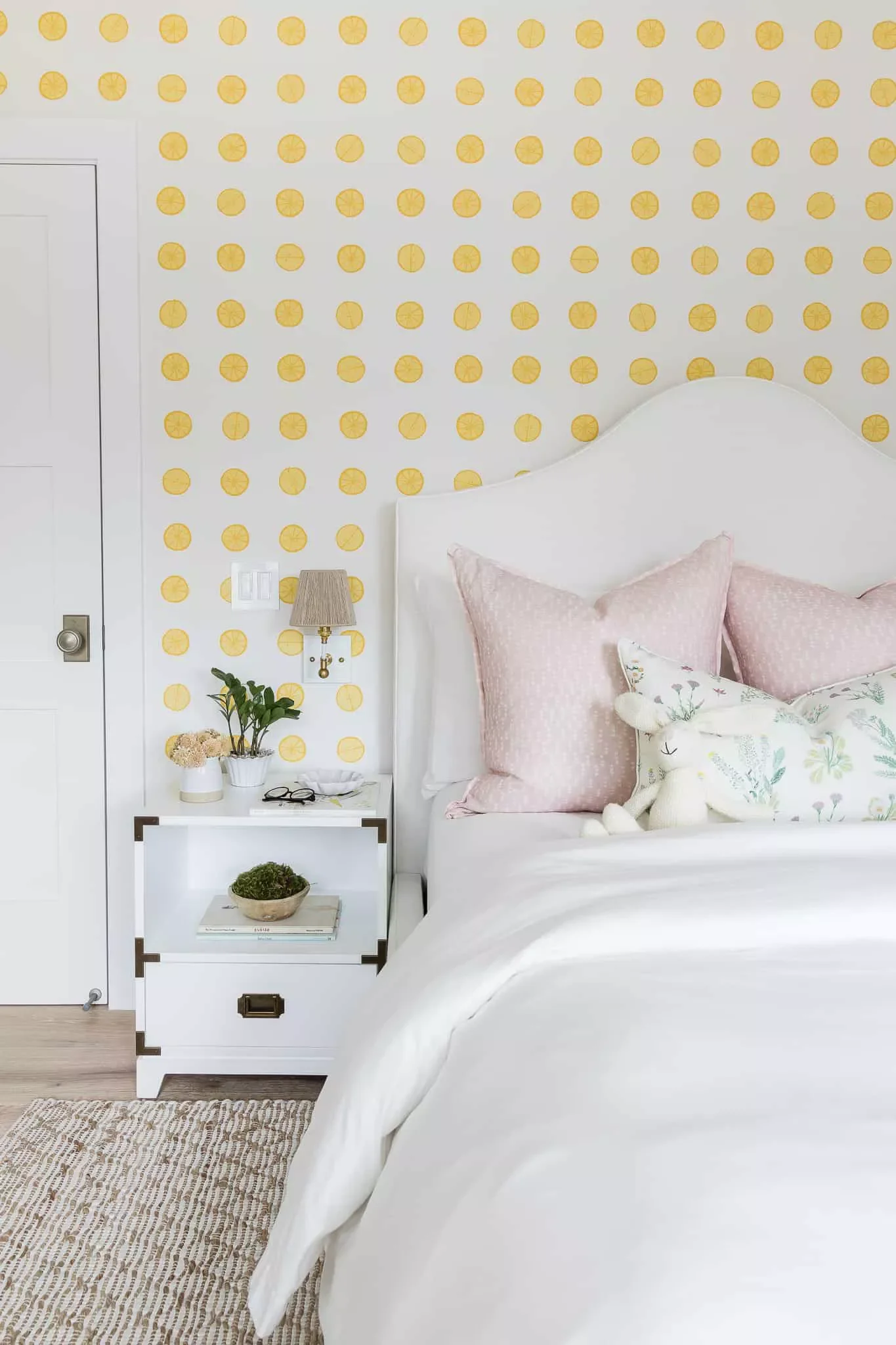 47 Fresh Spring Decorating Ideas to Welcome the New Season 19 Pop of Yellow
