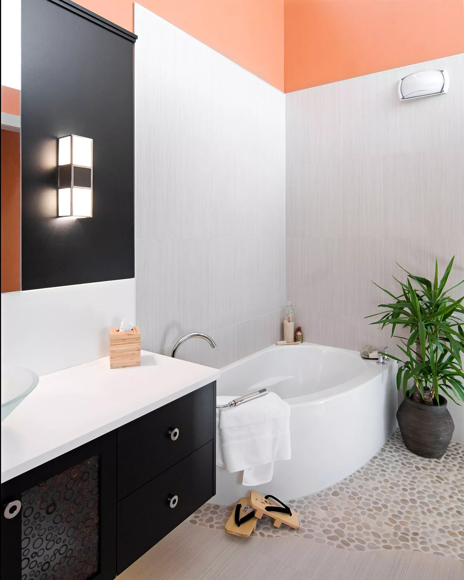 33 Japandi Bathroom Ideas for Ultimate Zen Transformation Pops of Color