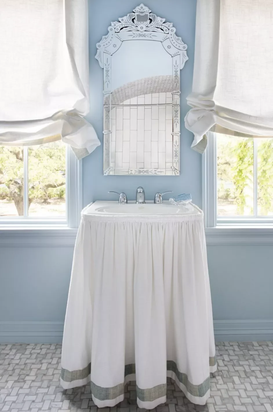 42 Bold Bathroom Color Ideas That Transform Small Spaces Into Stunning Retreats 22 Powder Blue