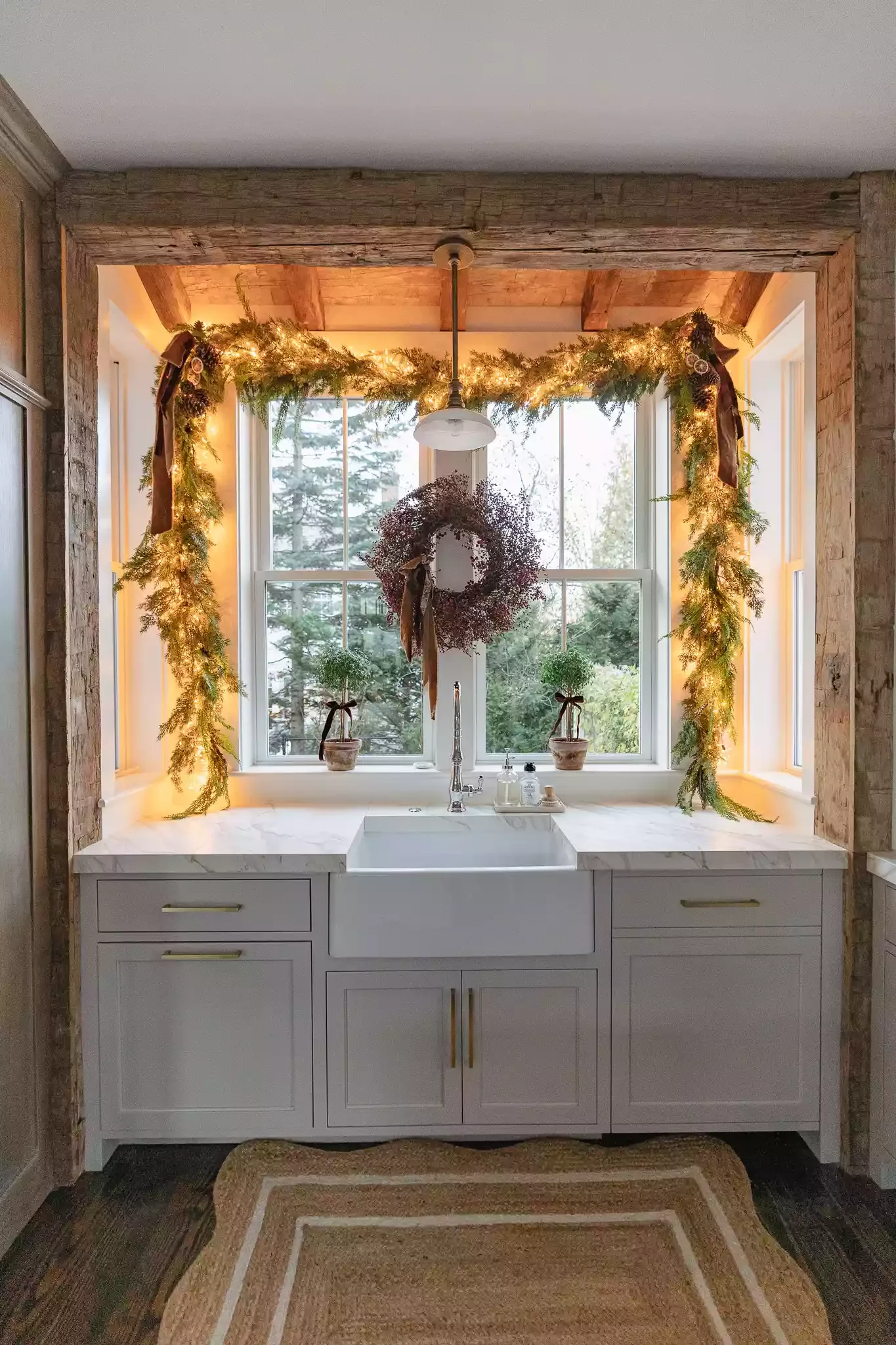 32 Stunning Christmas Wall Decorating Ideas to Transform Your Home Into a Holiday Haven 7 Pre-Lit Garland