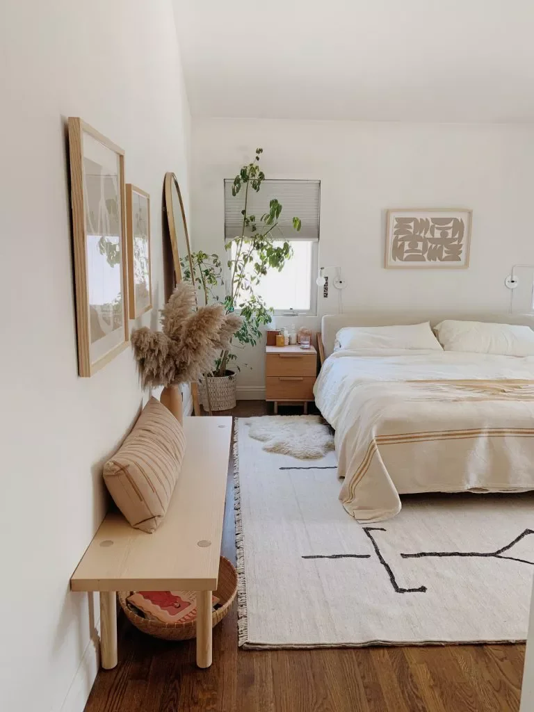 45 Cozy Bedroom Ideas That Will Transform Your Space Into a Dreamy Retreat 14 Prioritize Cozy Neutrals