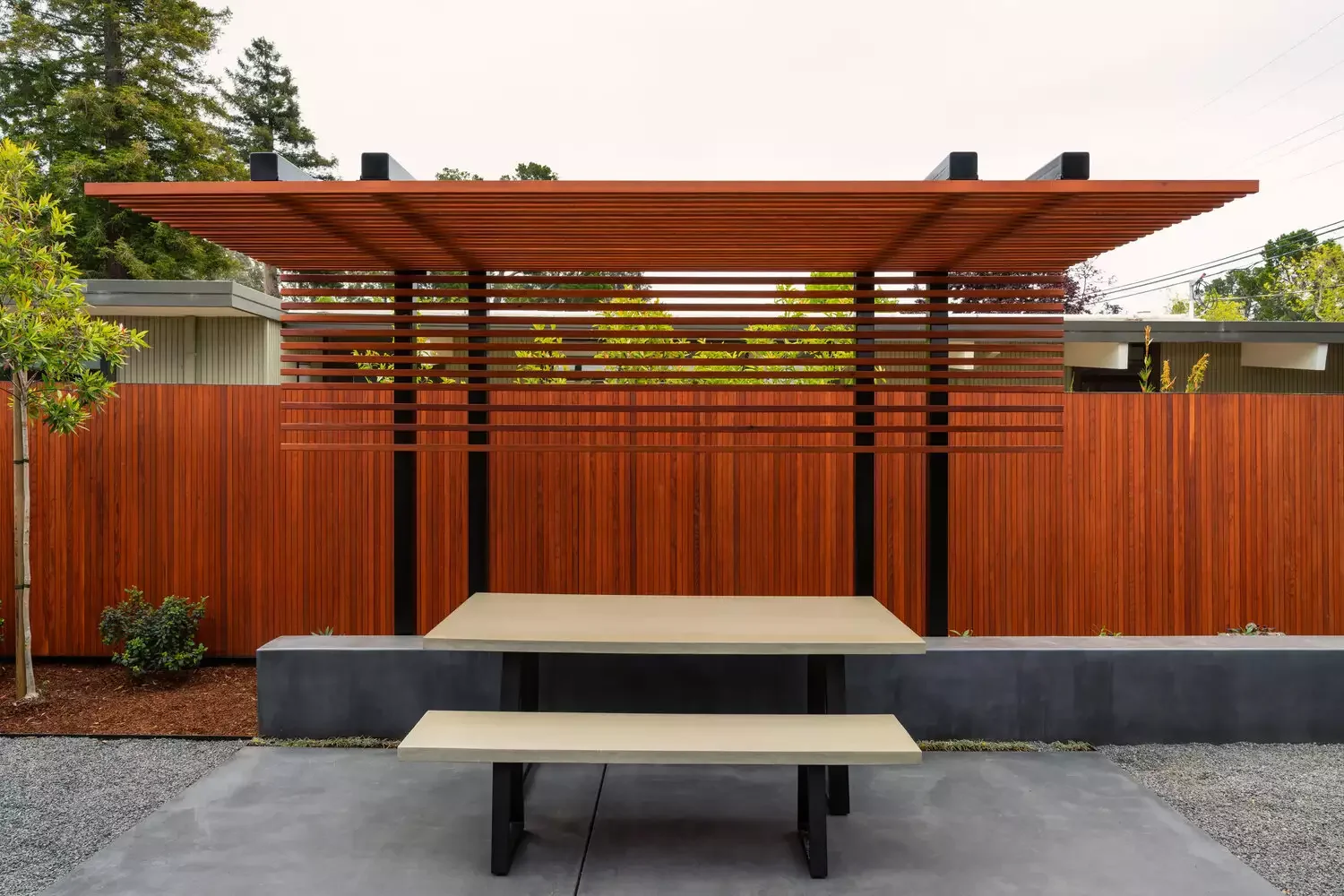 53 Stunning Privacy Fence Ideas to Transform Your Outdoor Space into a Private Paradise Privacy Fence and Pergola