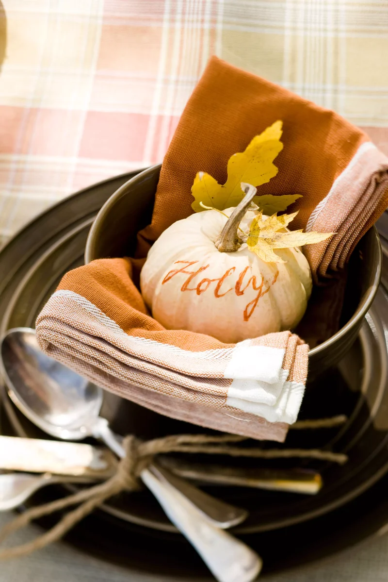 25 Elegant White Pumpkin Ideas for Stunning Fall Decor 9 Pumpkin Table Setting