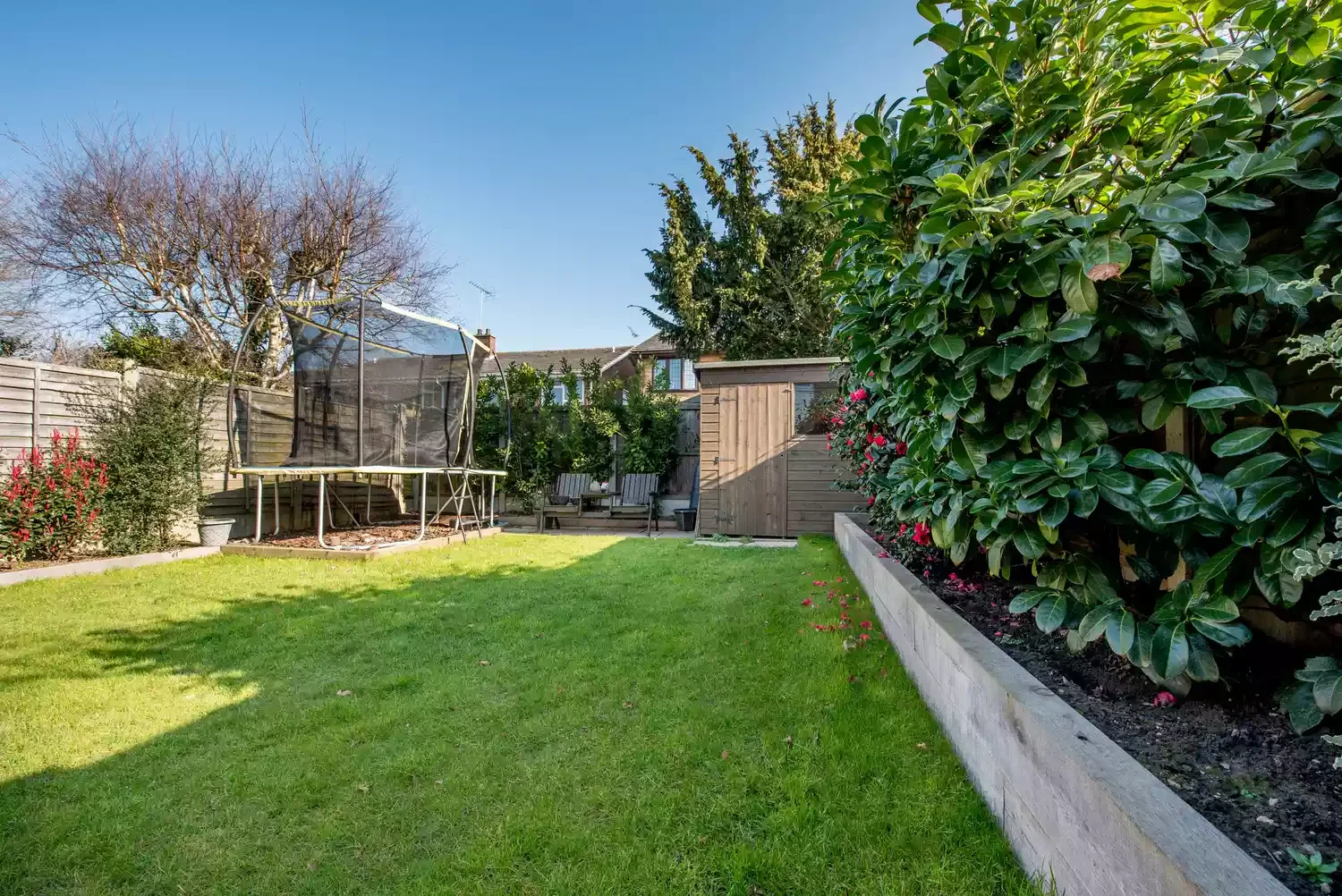 30 Affordable and Creative Ways to Define Your Garden Boundaries Railroad Tie Crossing Edge